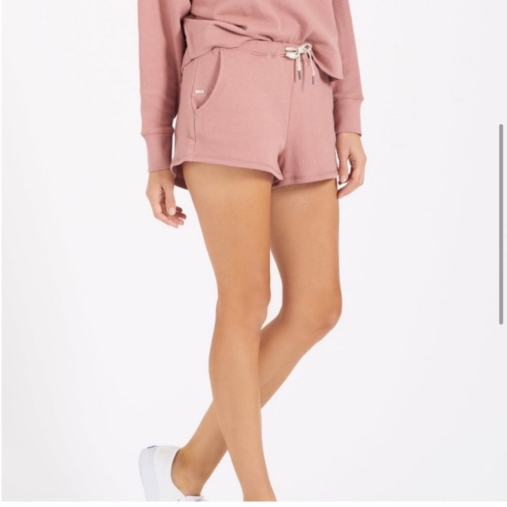 Vuori Sunnyside Short Burnt Clay Size Medium